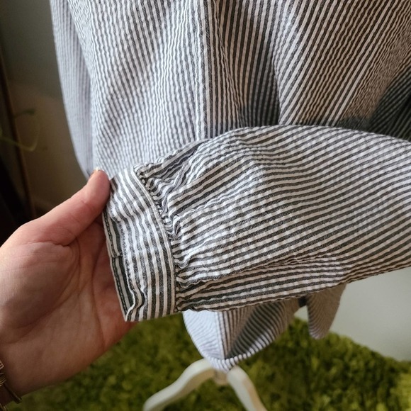 TIME AND TRU | STRIPE BLOUSE | SIZE SMALL - Picture 5 of 10